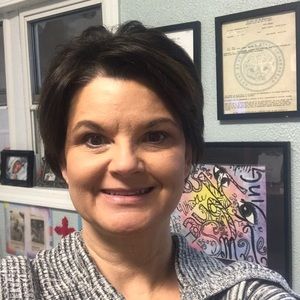 Meet your Posher, Regina